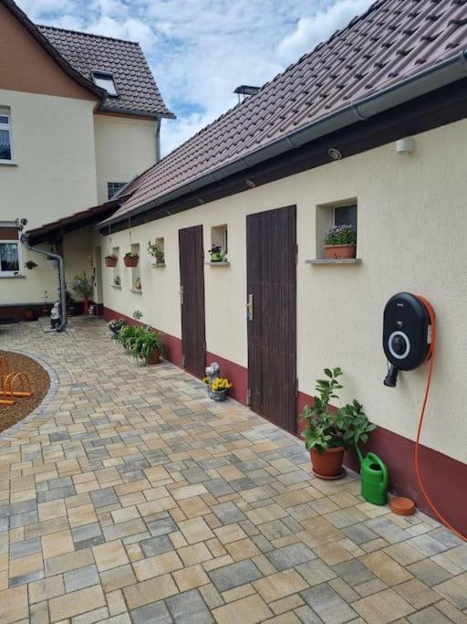 Ferienwohnung *Zur Weinbergstrasse* Lauta Zewnętrze zdjęcie
